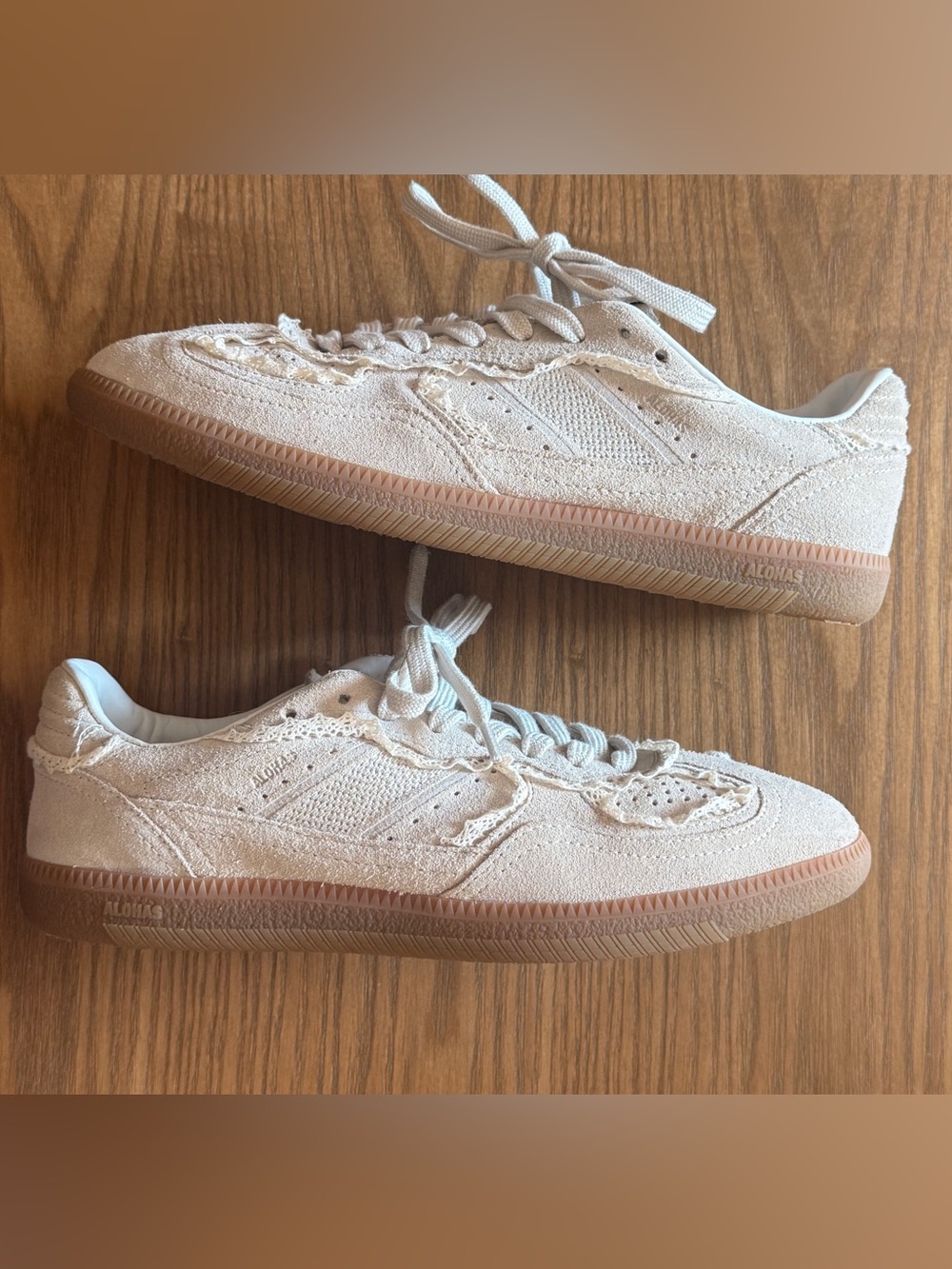 ALOHAS tb 490 Sneakers size 39/8-8.5
